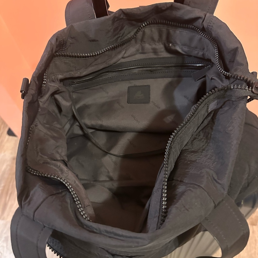 Pajar Canada Travel Bag, Black - Picture 8 of 11